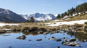 Preview wallpaper lake, stones, bottom, mountains, landscape