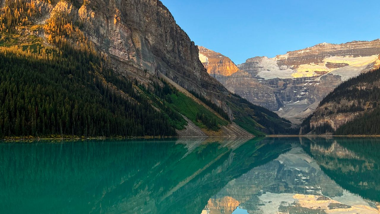 Wallpaper lake, stones, mountains, reflection