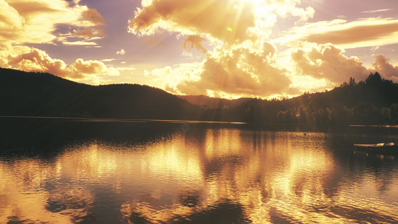 Wallpaper lake, sun, rays, forest, nature