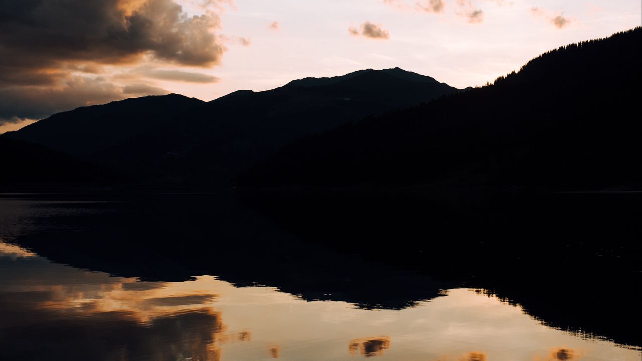 Wallpaper lake, sunset, clouds, reflection, trees, sky
