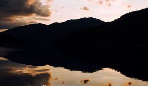 Preview wallpaper lake, sunset, clouds, reflection, trees, sky