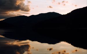 Preview wallpaper lake, sunset, clouds, reflection, trees, sky