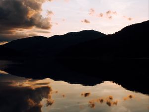 Preview wallpaper lake, sunset, clouds, reflection, trees, sky