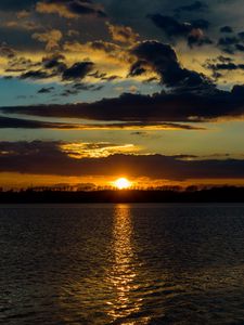 Preview wallpaper lake, sunset, clouds, dusk, dark, ripples