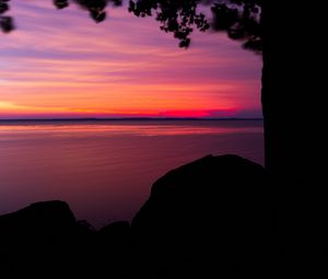 Preview wallpaper lake, sunset, dark, shore