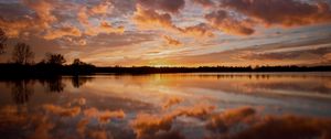Preview wallpaper lake, sunset, dusk, water, reflection