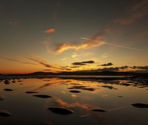 Preview wallpaper lake, sunset, dusk, water, reflection, shore