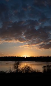 Preview wallpaper lake, sunset, dusk, dark, evening