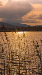 Preview wallpaper lake, sunset, dusk, evening, nature