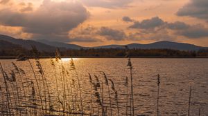 Preview wallpaper lake, sunset, dusk, evening, nature