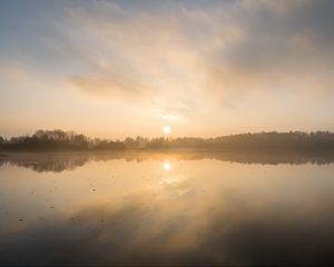 Preview wallpaper lake, sunset, fog, dusk, reflection
