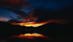Preview wallpaper lake, sunset, horizon, romania