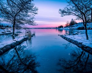 Preview wallpaper lake, sunset, horizon, winter