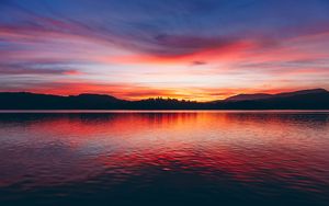 Preview wallpaper lake, sunset, horizon, sky, trees, twilight