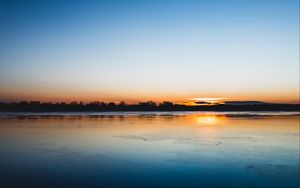 Preview wallpaper lake, sunset, horizon, distant, twilight, clear sky