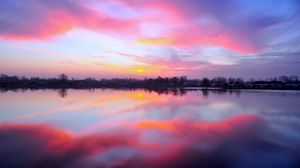 Preview wallpaper lake, sunset, reflection, sky, horizon