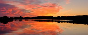 Preview wallpaper lake, sunset, reflection, water