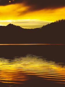 Preview wallpaper lake, sunset, skyline, sky, reflection