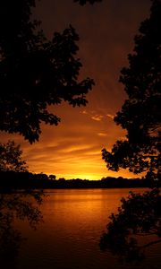 Preview wallpaper lake, sunset, trees, horizon, evening
