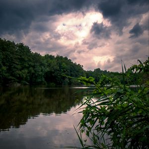 Preview wallpaper lake, trees, clouds, landscape
