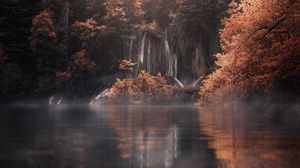 Preview wallpaper lake, trees, fog, autumn, landscape