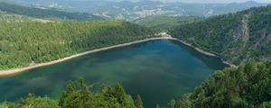 Preview wallpaper lake, trees, forest, nature, clouds, landscape