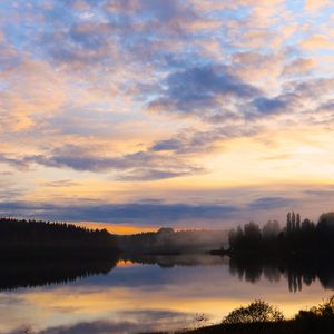 Preview wallpaper lake, trees, forest, clouds, sunset, reflection, nature