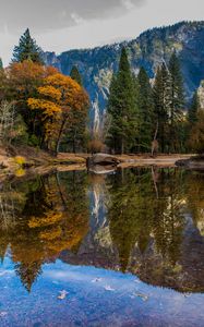 Preview wallpaper lake, trees, mountain, water, reflection, landscape