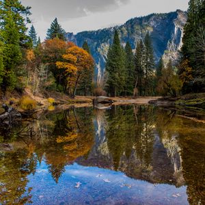 Preview wallpaper lake, trees, mountain, water, reflection, landscape