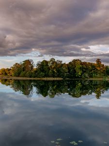 Preview wallpaper lake, trees, shore, water, reflection