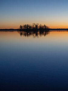 Preview wallpaper lake, trees, silhouettes, landscape, evening