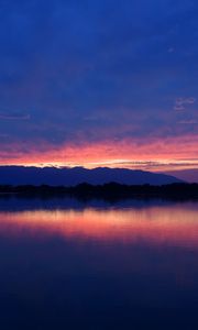 Preview wallpaper lake, trees, silhouettes, sky, evening