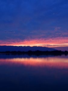 Preview wallpaper lake, trees, silhouettes, sky, evening