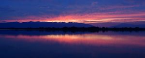 Preview wallpaper lake, trees, silhouettes, sky, evening
