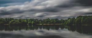 Preview wallpaper lake, trees, sky, clouds, overcast