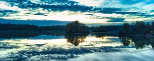 Preview wallpaper lake, trees, sky, forest, reflection