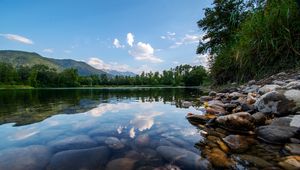 Preview wallpaper lake, trees, stones, bottom, transparent, landscape