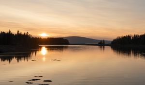 Preview wallpaper lake, trees, sunrise, sun, landscape