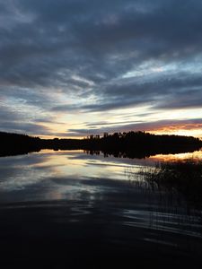 Preview wallpaper lake, trees, sunset, sky, clouds