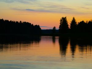 Preview wallpaper lake, trees, sunset, reflection