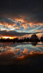 Preview wallpaper lake, water, evening, twilight, reflection, clouds, mirror