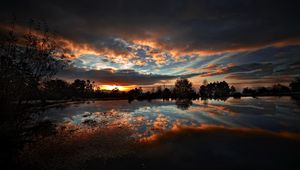 Preview wallpaper lake, water, evening, twilight, reflection, clouds, mirror