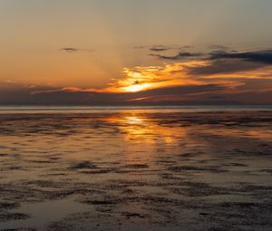 Preview wallpaper lake, water, glare, sunset, nature