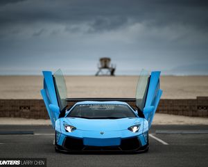 Preview wallpaper lamborghini, aventador, blue, front view