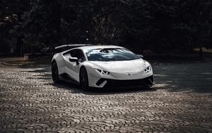 Preview wallpaper lamborghini aventador, lamborghini, sports car, supercar, white