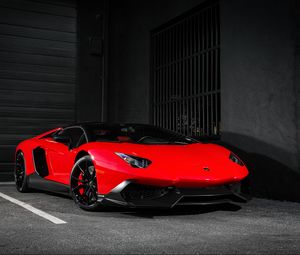 Preview wallpaper lamborghini, aventador, lp720-4, 50th anniversary, red, side view