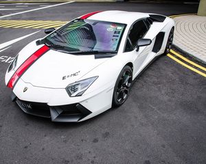 Preview wallpaper lamborghini aventador, white, sports car