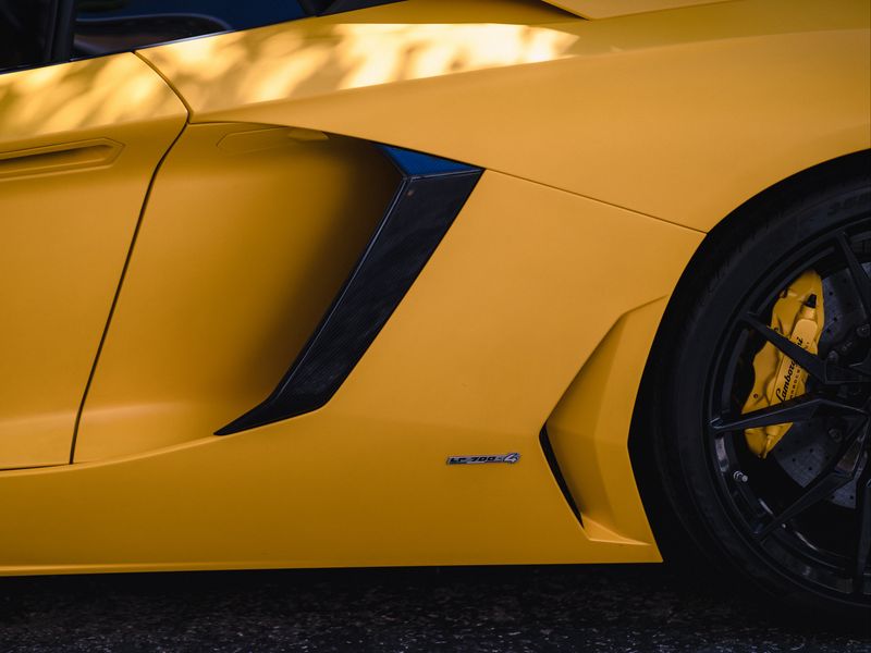 800x600 Wallpaper lamborghini, car, wheel, tire, yellow