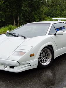 Preview wallpaper lamborghini, countach, white, side view