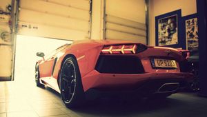 Preview wallpaper lamborghini, garage, style